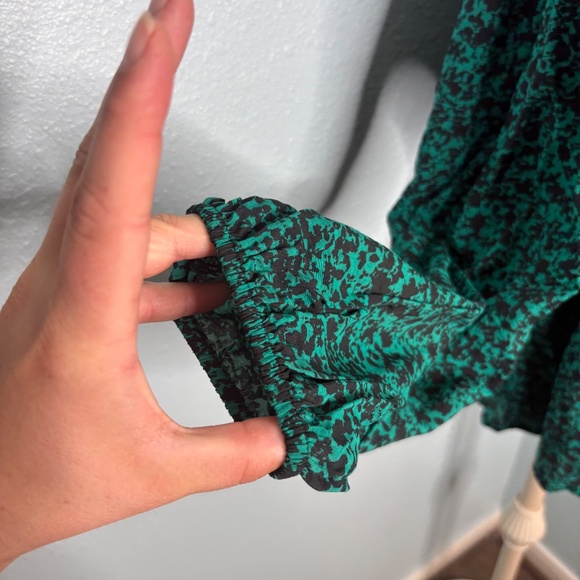 Ava Viv Plus Size Peplum Smocked Blouse - Picture 7 of 13